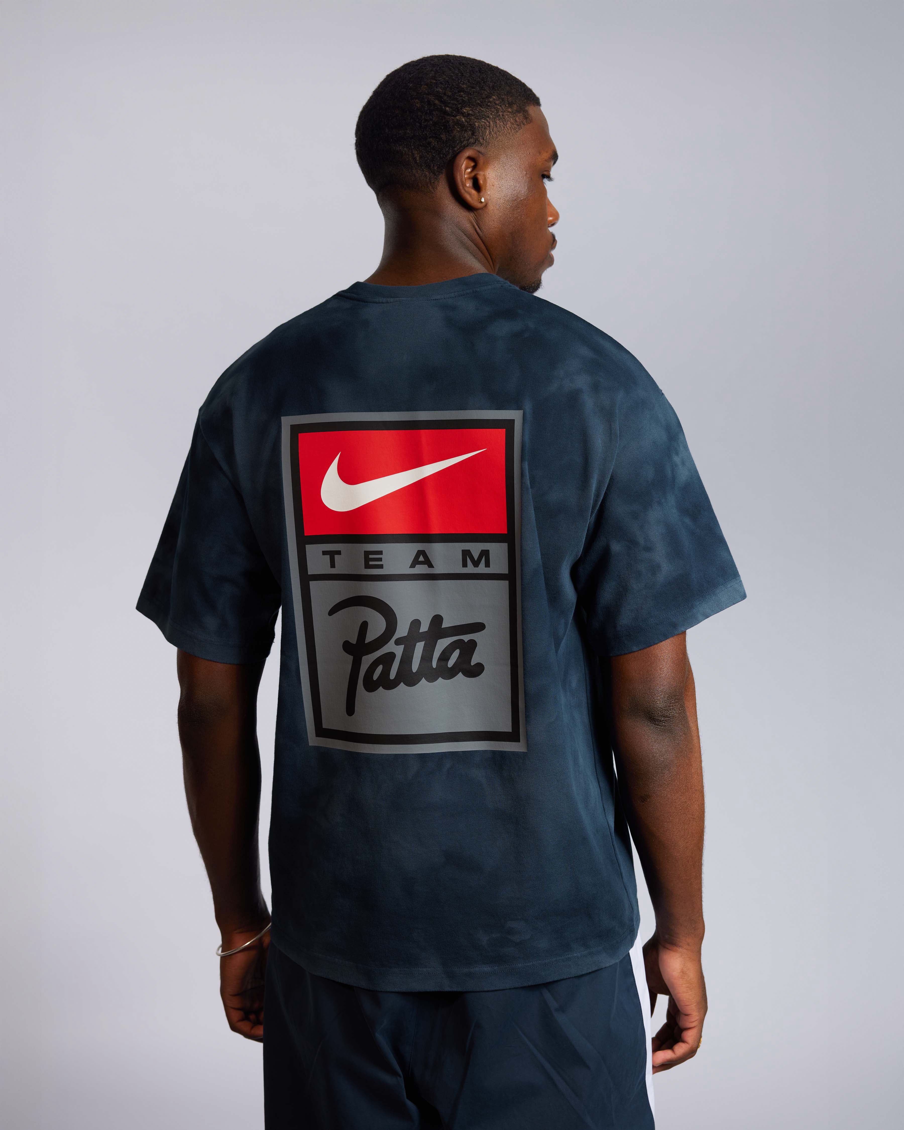 トップス Nike x Patta T-Shirt \"Squadron Blue/Deep Nike x Patta T-Shirt Squadron Blue Deep Ocean | eBay