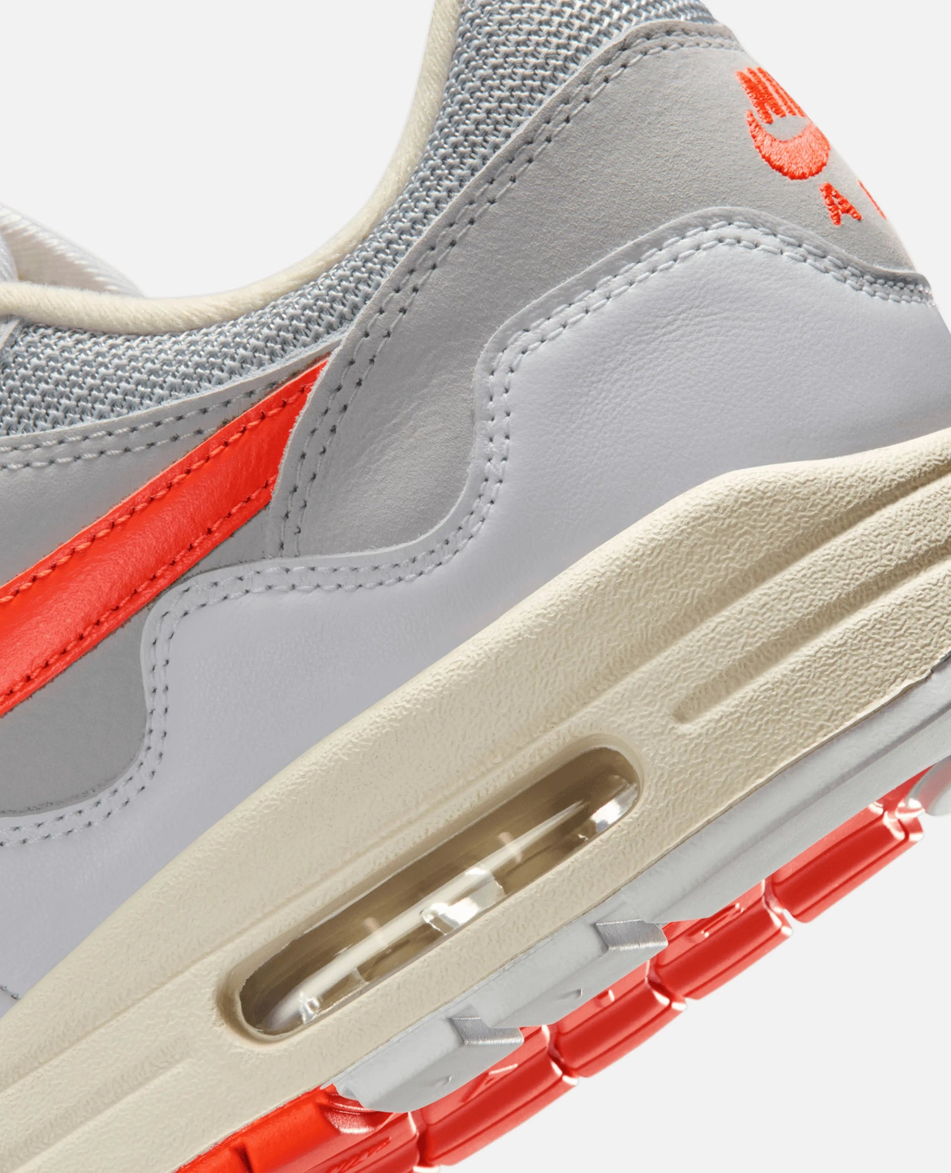 RAFFLE: Patta X Nike Air Max 1 (White/Hyper Crimson-Pure Platinum)