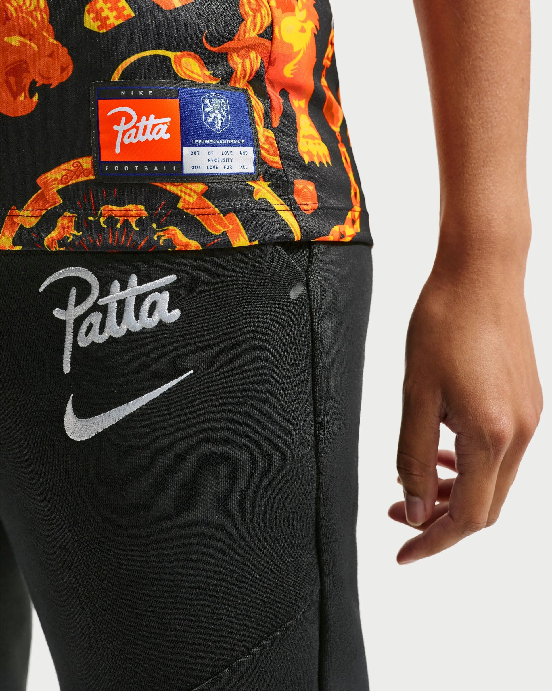 Patta x Nike KNVB Pre-Match Jersey WMNS (Black/Orange)